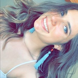 Meet your Posher, Erica